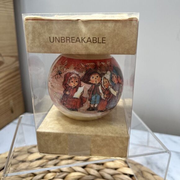 Vintage 1976 Christmas Mary Hamilton Charmers Hallmark Glass Ornament - Picture 1 of 5